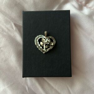 1980’s Vintage 14k Heart Charm w/Rose